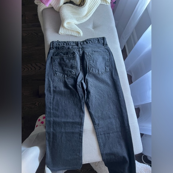 Zara jeans. - Picture 2 of 4